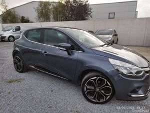 2019  Renault Clio  0.9  iconic tce - Image 2