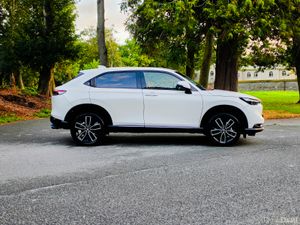 2021 Honda Vezel 1.5 Petrol Hybrid Auto New Shape - Image 4