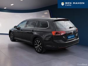 Volkswagen Passat Estate Highline - Image 3