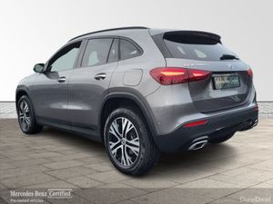 Mercedes-Benz GLA GLA200d Progressive Plus AUTO ** - Image 3