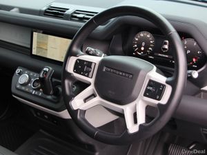 Defender 110 * D250 * 3 seats * 1 owner *High spec - Image 3