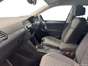 Volkswagen Tiguan 2.0TDI LIFE *JUST ARRIVED* €70 P - Image 3