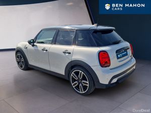 2022 MINI Cooper Exclusive 1.5 Petrol Automatic 5- - Image 3