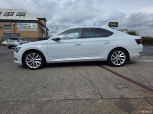 Skoda Superb 1.4 TSI Automatic - Image 4