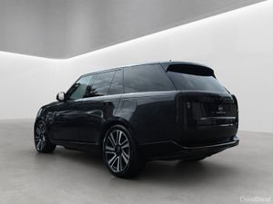 2023 LANDROVER RANGEROVER P440E SE . - Image 4