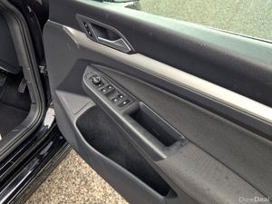 2.0 tdi Life | Volkswagen Golf | 2022 - Image 4