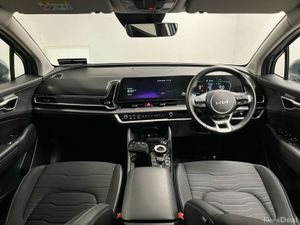Kia Sportage K3 1.6 PHEV - Reversing Camera - Sat - Image 4