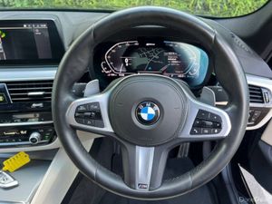 BMW 5-Series 530e M-SPORT COMPETITION 2.0 HYBRID / - Image 4
