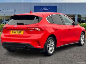 Ford Focus 1.0T EcoBoost Zetec Hatchback 5dr Petro - Image 4