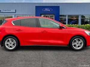 Ford Focus 1.0T EcoBoost Zetec Hatchback 5dr Petro - Image 3