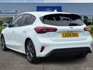 Ford Focus 1.0 EcoBoost Hybrid mHEV 155 ST-Line 5d - Image 2