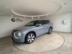 Mitsubishi Outlander 2.4 PHEV Diamond 5dr Auto - Image 4