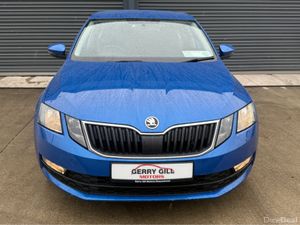 Skoda Octavia AMBITION 1.6 TDI 115HP 4DR  * REVERS - Image 2