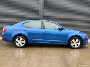 Skoda Octavia AMBITION 1.6 TDI 115HP 4DR  * REVERS - Image 3