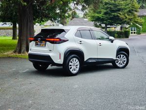2021 Toyota Yaris Cross 1.5 Petrol Hybrid Auto - Image 3
