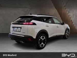 Peugeot 2008 1.2 MHEV Puretech 136bhp Allure - Image 4
