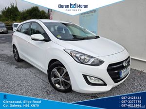Hyundai i30 1.6 TOURER DELUXE 5DR - Image 2