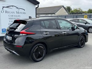 Nissan Leaf (242) HIGH SPEC TEKNA 110KW 39KWH - Image 3
