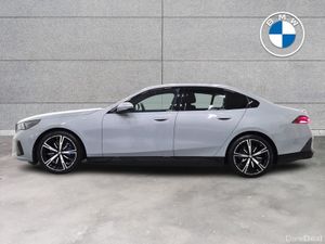 BMW i5 i5 eDrive40 M Sport Pro Saloon - Image 4