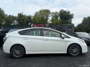 2015 Toyota Prius 1.8 Hybrid - Image 4