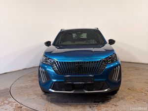 Peugeot 2008 1.2 PureTech Allure 5dr - Image 2