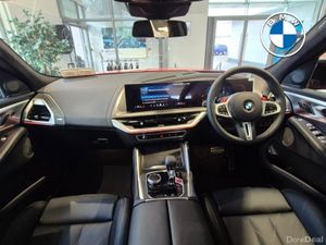 BMW XM 50e - Image 4