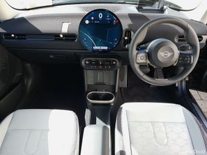 Mini Cooper Cooper Classic Auto - Image 4