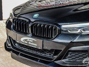 2021 BMW 5 SERIES PRO PACK LCI - Image 4