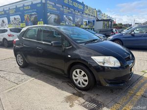 Toyota Auris 2009 - Image 4