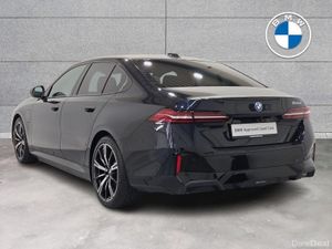 BMW 5-Series 530e M Sport Saloon - Image 2