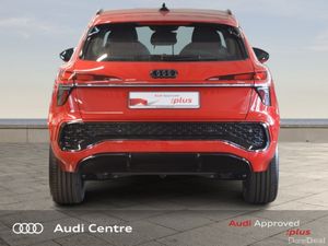 Audi Q3 E-HYBRID 270HP S-T S LINE - Image 4
