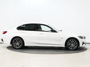 *69* 2022 BMW 3-Series 2.0 pro sport - Image 3