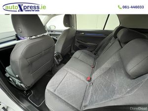 Volkswagen Golf TDI ACTIVE, Ultra Low mileage, Rev - Image 4