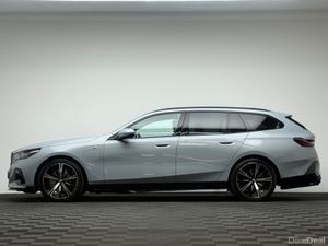 BMW 5-Series 530E M SPORT *PAN ROOF* - Image 4