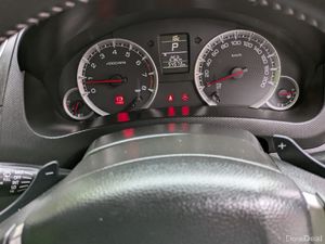Low Mileage Suzuki Swift 1.2 Auto Style, 2015 - Image 4
