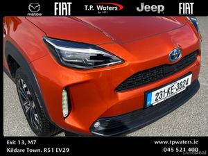 Toyota Yaris Cross LUNA SPORT - HYBRID - SAME DAY - Image 3