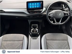 Volkswagen ID.4 52KWH LIFE 148HP *DEEP BLACK METAL - Image 2