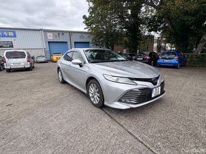 Toyota Camry 2.5 Hybrid Petrol 2021 - Image 3