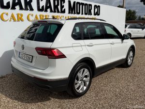 Volkswagen Tiguan Life 2.0tdi D7F 150HP 5DR Auto - Image 4