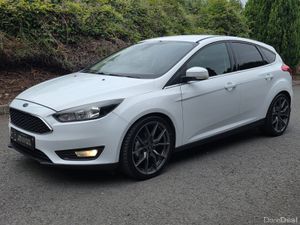 152 FORD FOCUS 1.5 TDCI 6 SPEED MANUAL - Image 4