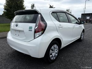 2015 Toyota Aqua L, 1.5 Petrol, Automatic - Image 3