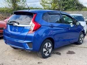 HONDA FIT 1.5L HYBRID 2014 2 Keys 41000KM ONLY - Image 4