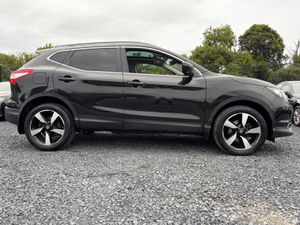 2017 NISSAN QASHQAI 1.2 SV PREMIUM LOW KMS - Image 3