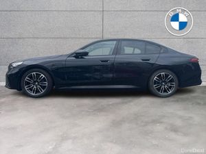 BMW 5-Series 530e M Sport Saloon - Image 4