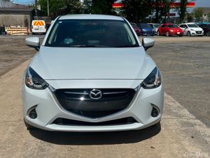 Mazda Demio XD 1.5L DIESEL NOBLE CRIMSON - AUTOMAT - Image 2