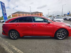 KIA PROCEED 1.4 GT LINE PETROL - Image 4