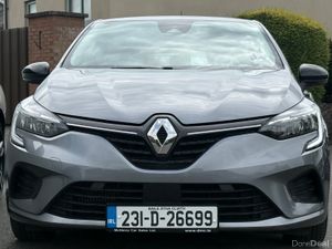 231 Renault Clio Equilibre 1.0 Petrol - Image 2