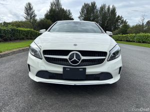 MERCEDES BENZ A180 STYLE AUTO 2017 - Image 2