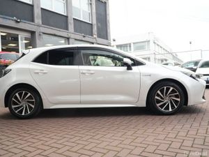 2019 TOYOTA COROLLA SPORT - Image 2