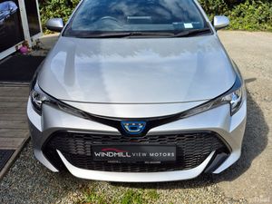 Toyota Corolla Luna Sport 1.8 Petrol Hybrid 2021 - Image 4